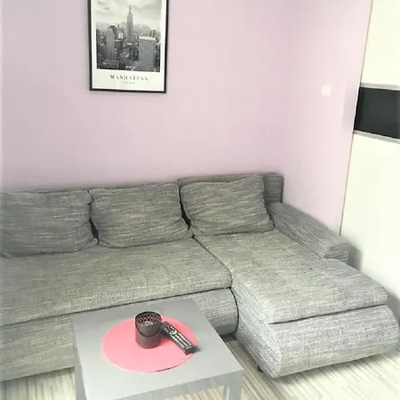Appartement Secret 3 *